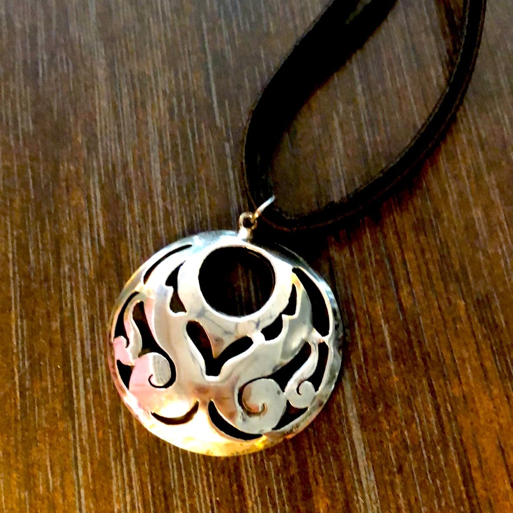 VNT Mexican sterling silver pendant/choker